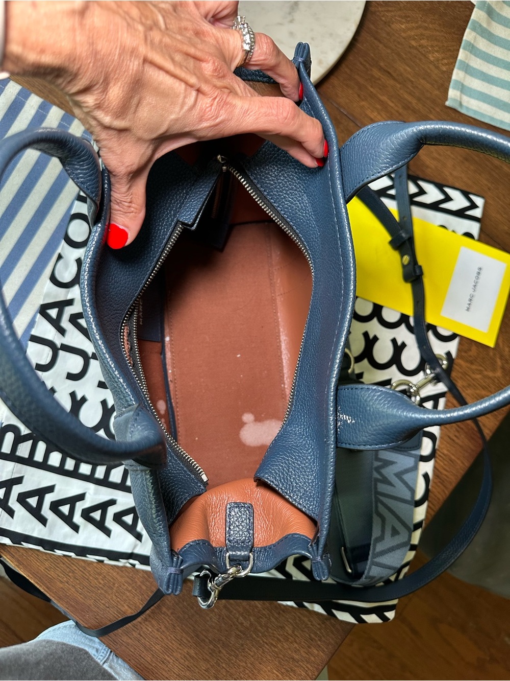 Marc Jacobs The Tote Bag in Navy Blue - Picture 3 of 4